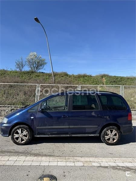 Usado Seat Alhambra Reference 115 CV (84 kW) 2008 Azul Monovolumen