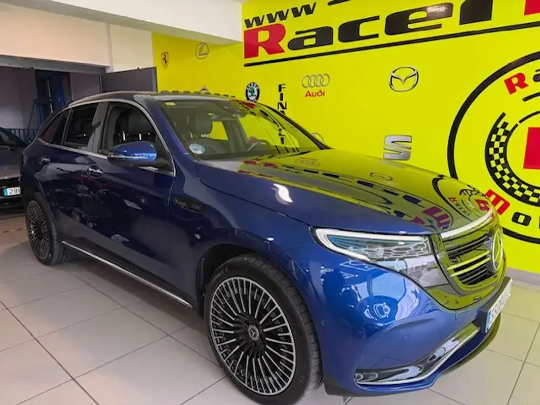 Usado Mercedes EQC400 300 kW (408 CV) 2020 Azul SUV