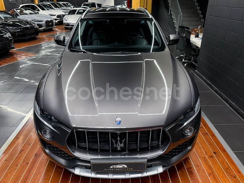 Usado Maserati Levante 430 CV (316 kW) 2017 Gris SUV