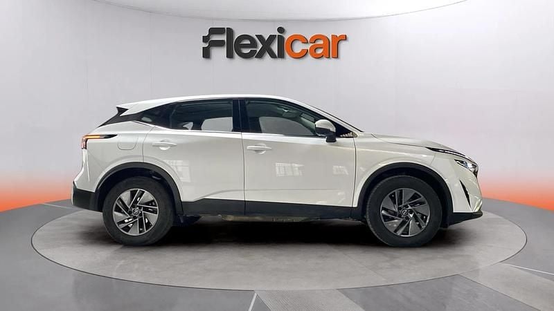 Begagnad Nissan Qashqai Acenta 140 HK (102 kW) 2025 Vit SUV