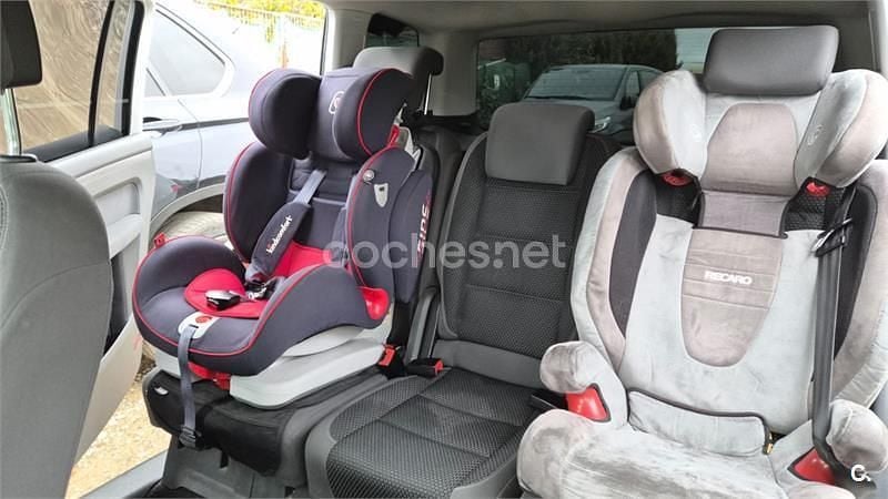 Usado VW Touran Sportline 140 CV (102 kW) 2013 Blanco Monovolumen