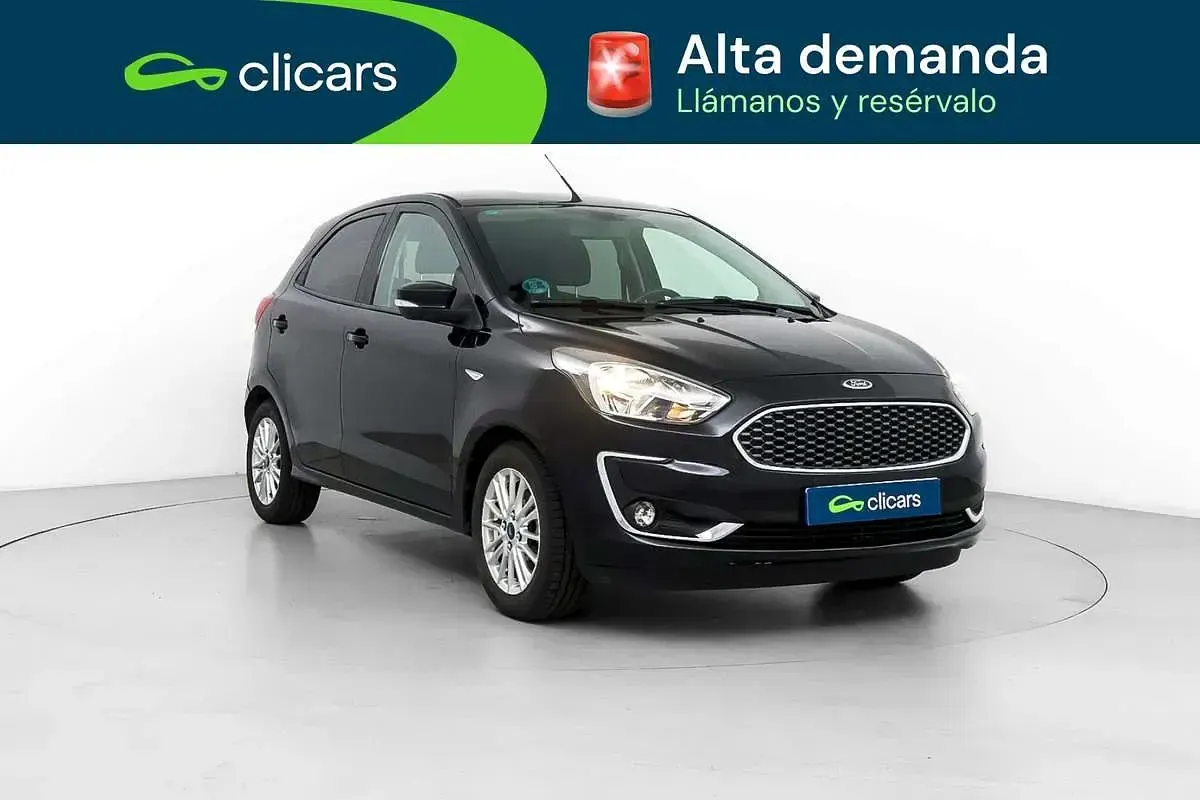 Usado Ford Ka Plus Ultimate 86 CV (63 kW) 2019 Negro Utilitario