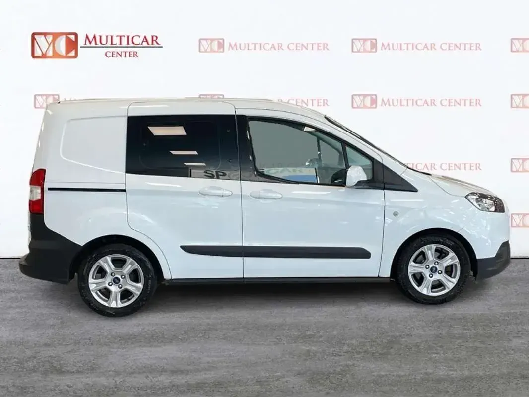 Usado Ford Transit Courier Trend 102 CV (75 kW) 2020 Blanco Van