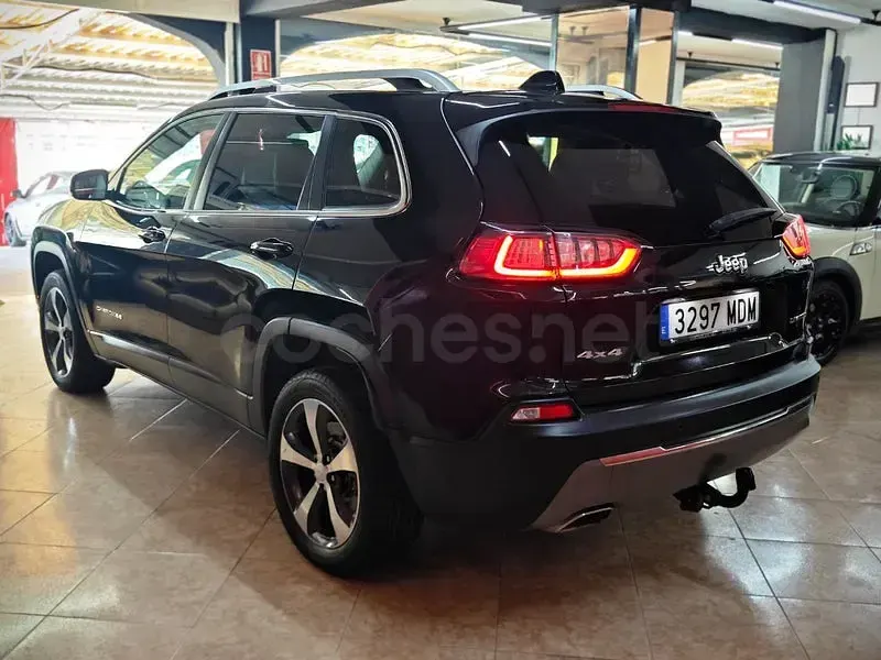 Usado Jeep Cherokee Limited 195 CV (143 kW) 2019 Negro SUV