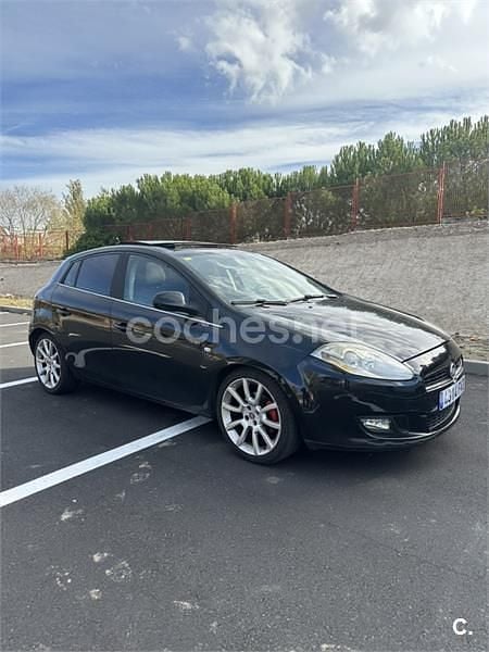 Negro Usado 2007 Fiat Bravo Emotion Utilitario | 5200 € (Precio justo) - Imagen 1/4