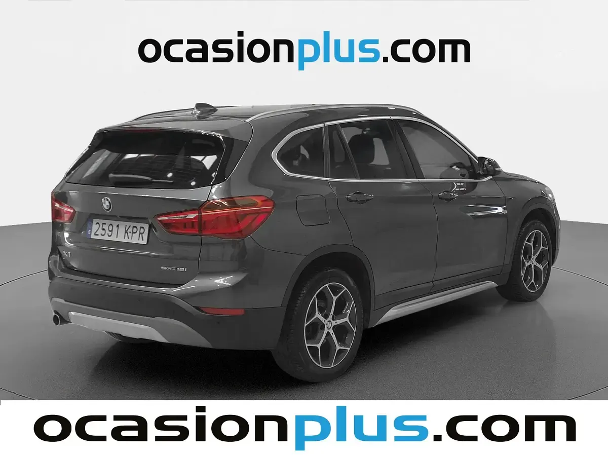 Usado BMW X1 140 CV (102 kW) 2018 Gris SUV