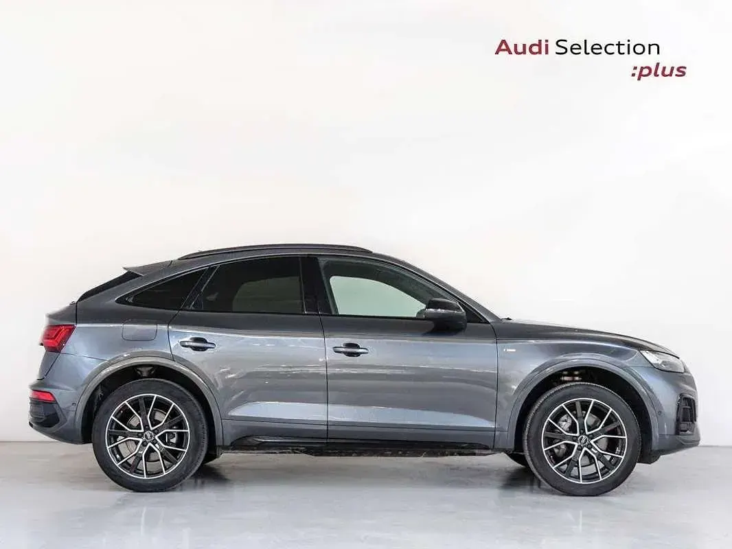Usado Audi Q5 Sportback 204 CV (150 kW) 2025 Gris / plata SUV
