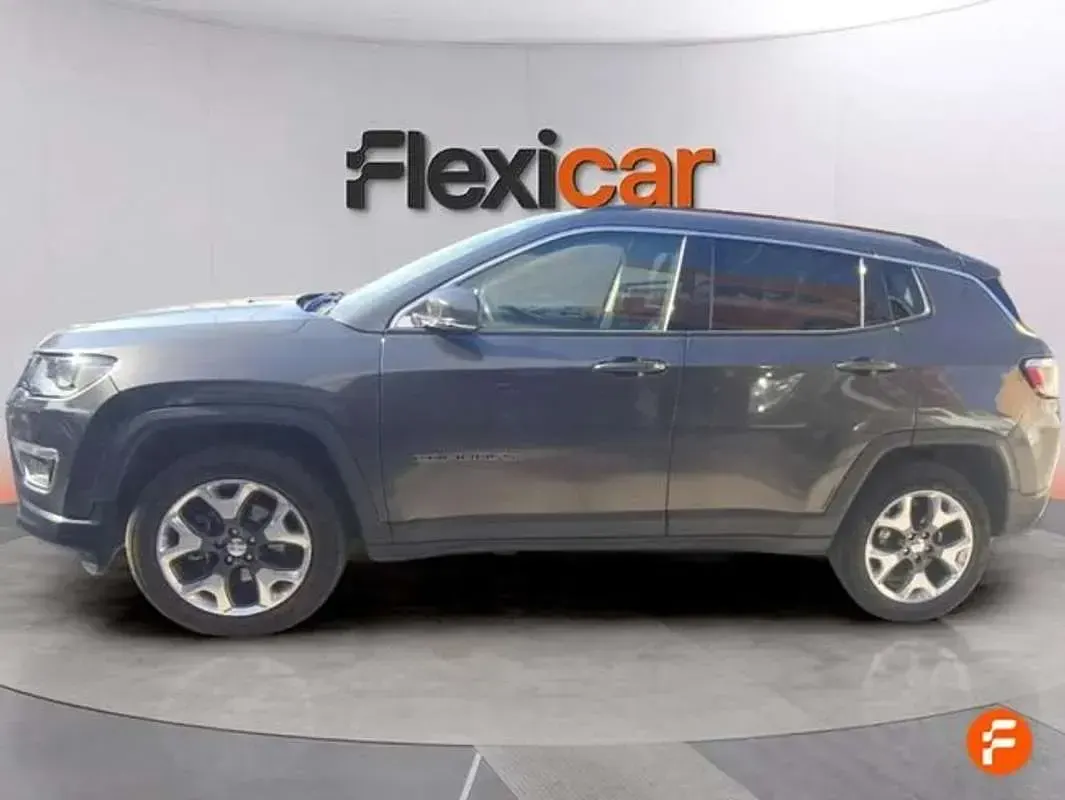 Usado Jeep Compass Limited 170 CV (125 kW) 2020 Negro SUV