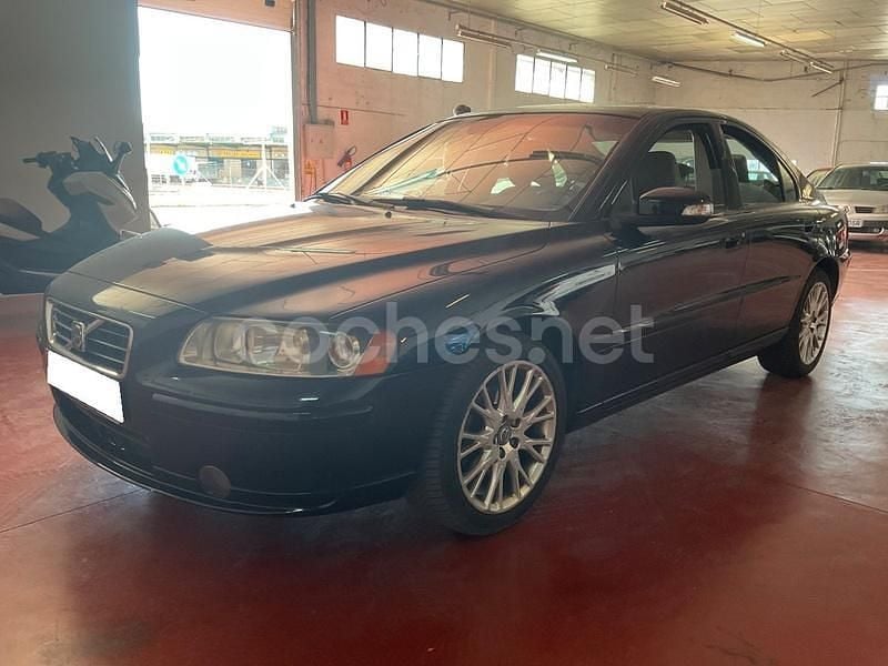 Azul Usado 2007 Volvo S60 Momentum Berlina | 6950 € (Precio justo) - Imagen 1/4