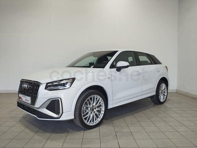 Usado Audi Q2 Ambiente 150 CV (110 kW) 2024 Blanco SUV