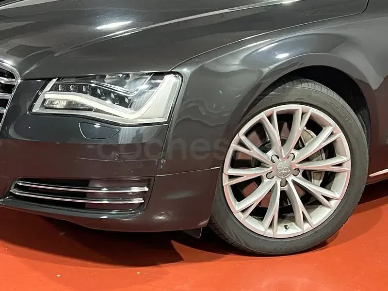 Usado Audi A8 Premium 250 CV (183 kW) 2011 Negro Berlina