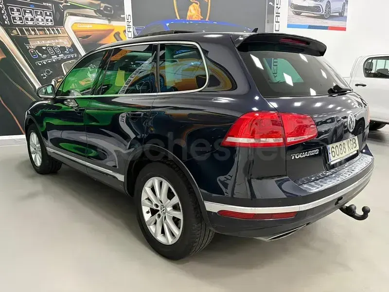 Second-hand VW Touareg 262 CP (192 kW) 2018 Albastru SUV