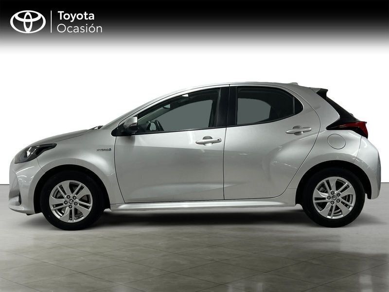 Usado Toyota Yaris Active 116 CV (85 kW) 2020 Plata