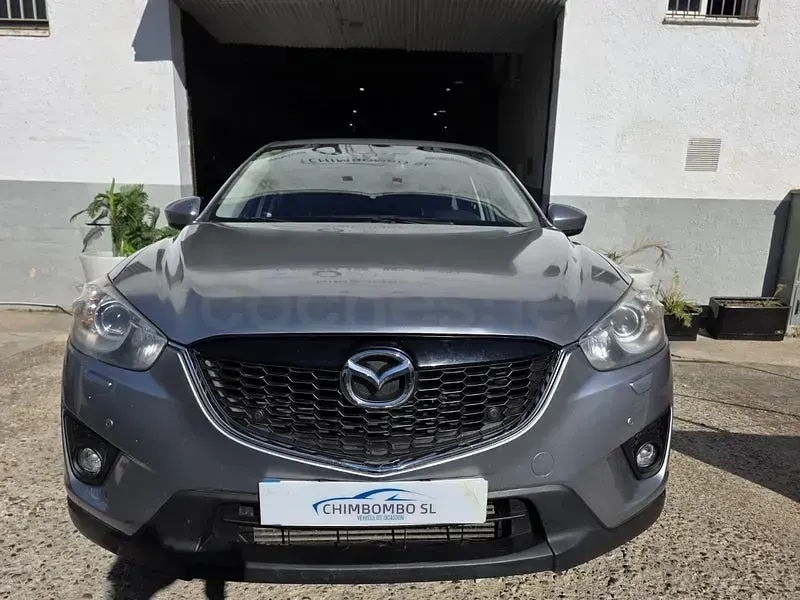 Usado Mazda CX-5 Luxury 175 CV (128 kW) 2014 Gris / plata SUV