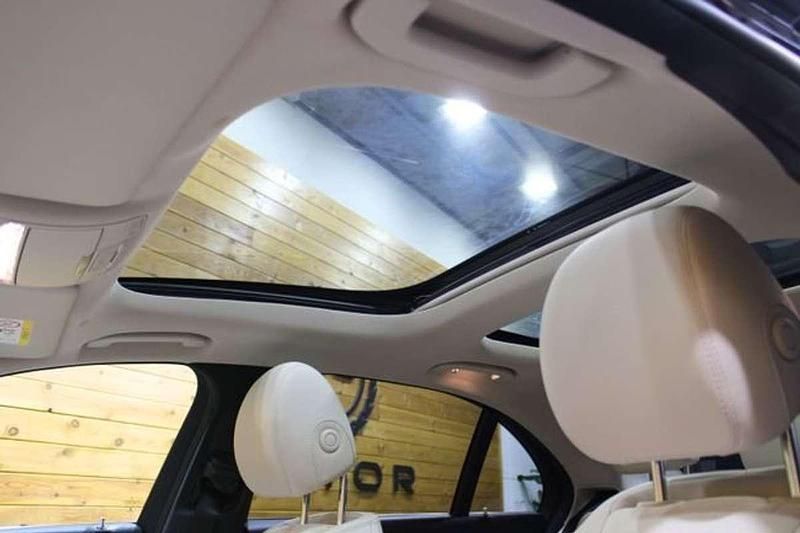 Usado Mercedes E220 194 CV (142 kW) 2018 Negro Berlina