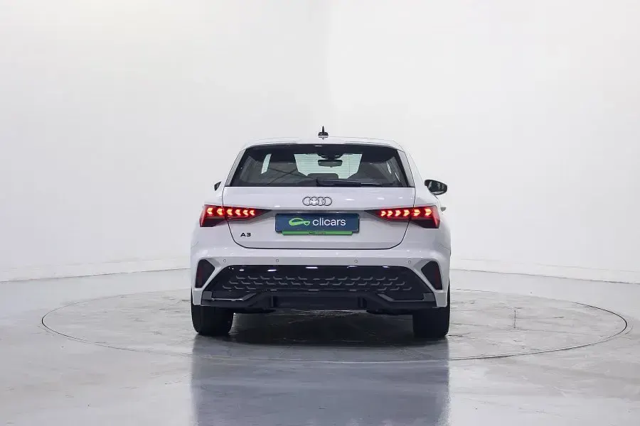 Usado Audi A3 Sportback S-Line 150 CV (110 kW) 2025 Utilitario