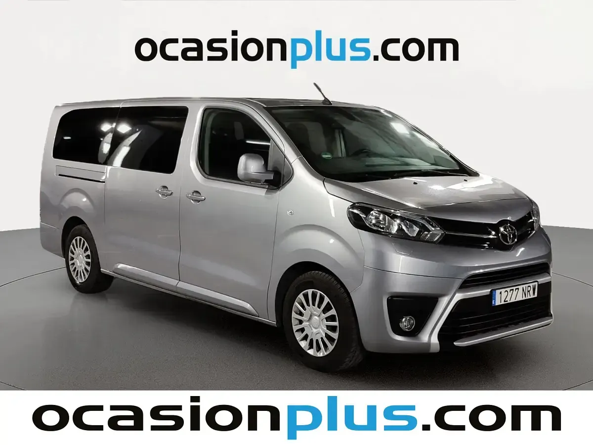 Usado Toyota Proace Verso 120 CV (88 kW) 2023 Gris Familiar
