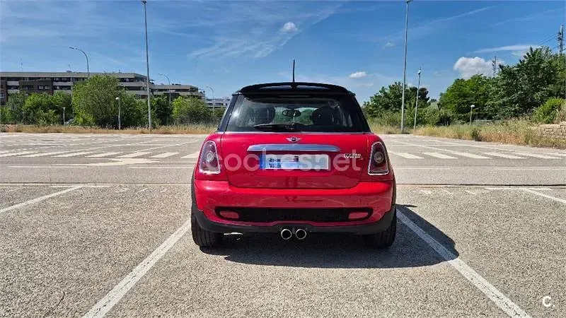 Usado Mini Cooper S 175 CV (128 kW) 2010 Rojo Utilitario