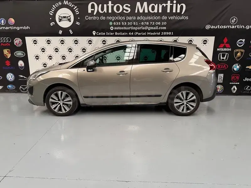 Usado Peugeot 3008 Active 130 CV (95 kW) 2016 Beige SUV