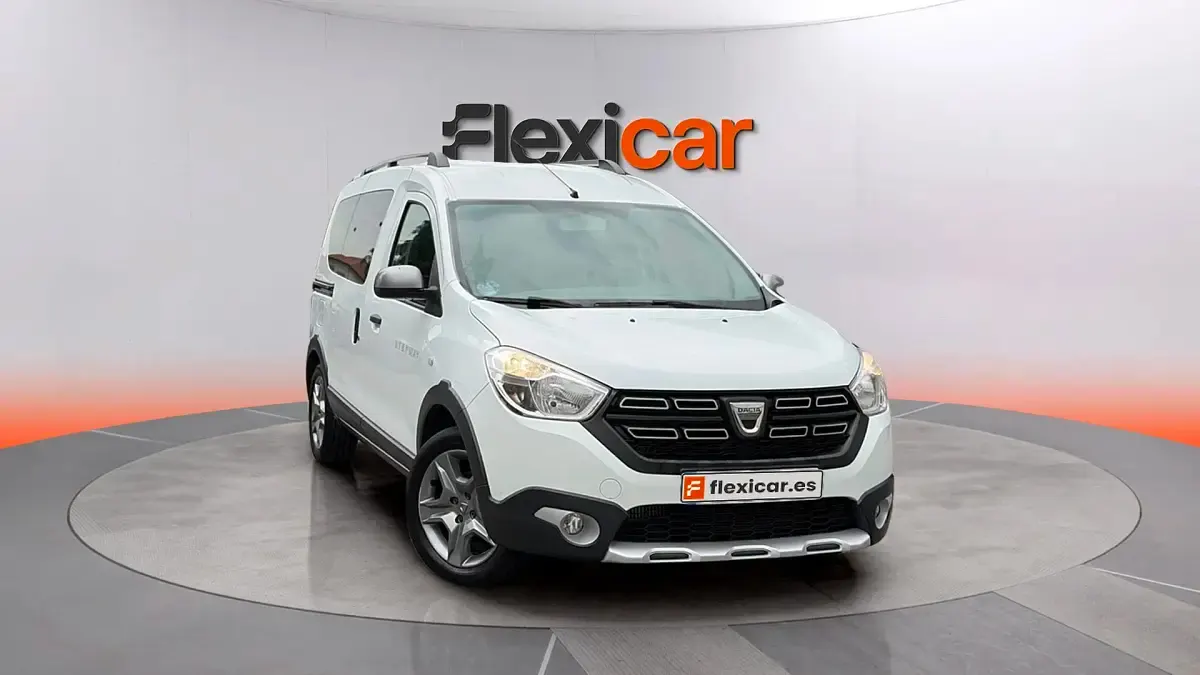 Usado Dacia Dokker Essentiel 131 CV (96 kW) 2020 Monovolumen