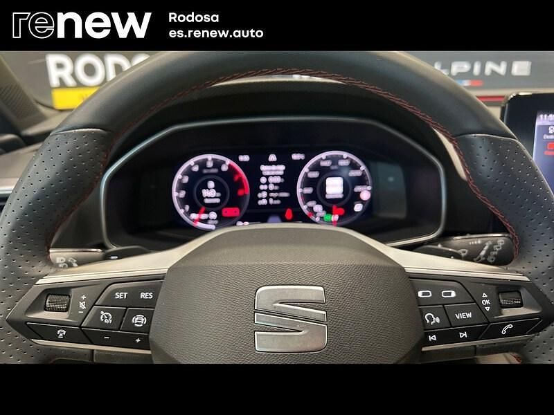 Używany Seat Leon FR 150 KM (110 kW) 2024 Niebieski Sedan/Limuzyna