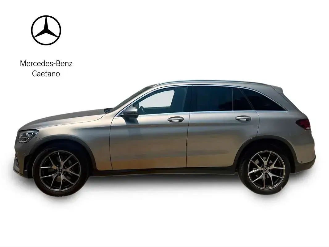 Usado Mercedes GLC300 269 CV (197 kW) 2022 Plateado SUV