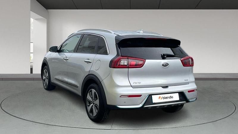 Usado Kia Niro 141 CV (103 kW) 2018 Gris SUV
