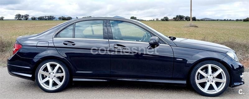 Usado Mercedes C250 204 CV (150 kW) 2011 Negro Berlina