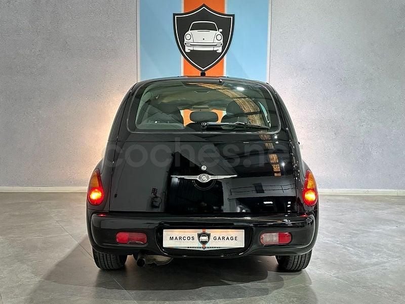 Usado Chrysler PT Cruiser Clasic 115 CV (84 kW) 2005 Negro Monovolumen