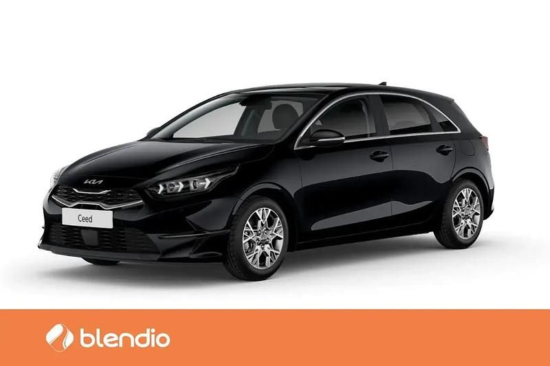 Nowe Kia Ceed 100 KM (73 kW) 2026 Czarny Hatchback