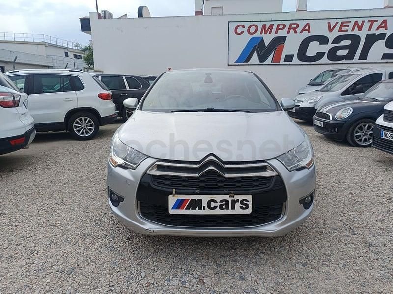 Usado Citroën DS4 92 CV (67 kW) 2014 Gris / plata Utilitario