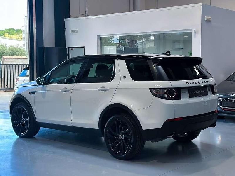 Usado Land Rover Discovery Sport HSE 150 CV (110 kW) 2015 Blanco SUV