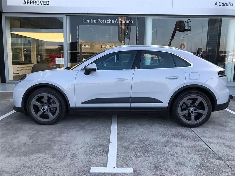 Używany Porsche Macan 330 kW (449 KM) 2025 Szary SUV