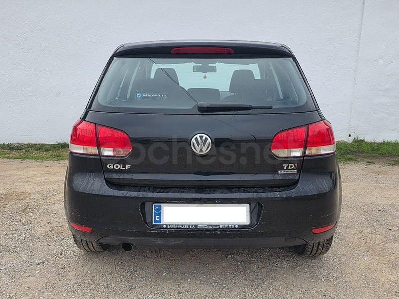 Usado VW Golf VII 105 CV (77 kW) 2012 Negro Berlina