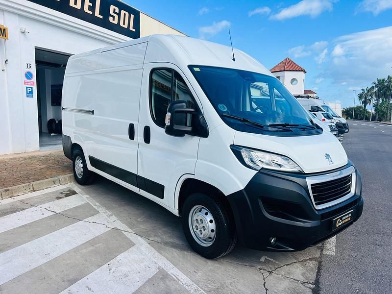 Usado Peugeot Boxer S 140 CV (102 kW) 2020 Blanco Van