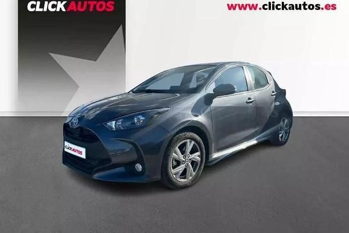 Usado 2025 Toyota Yaris Hybrid Active | 21.600 € (Buen precio) - Imagen 1/4