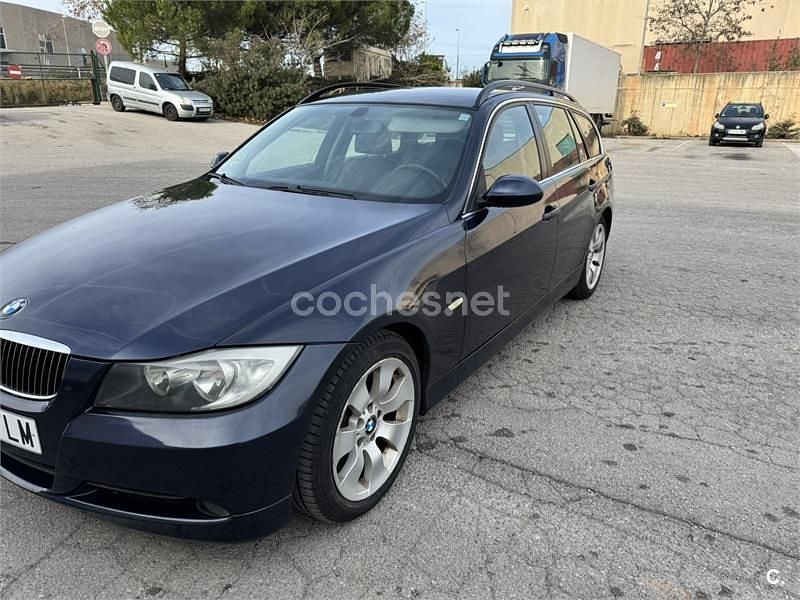 Usado BMW 325 197 CV (144 kW) 2007 Azul Familiar