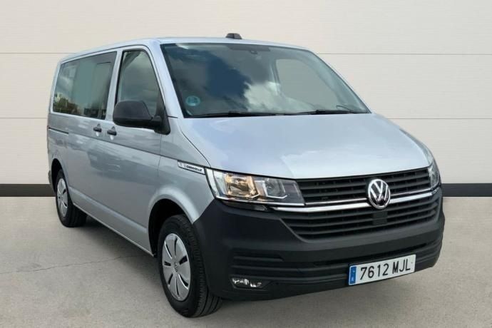 Usado 2023 VW Caravelle Comfortline Monovolumen | 28.824 € (Precio justo) - Imagen 1/4