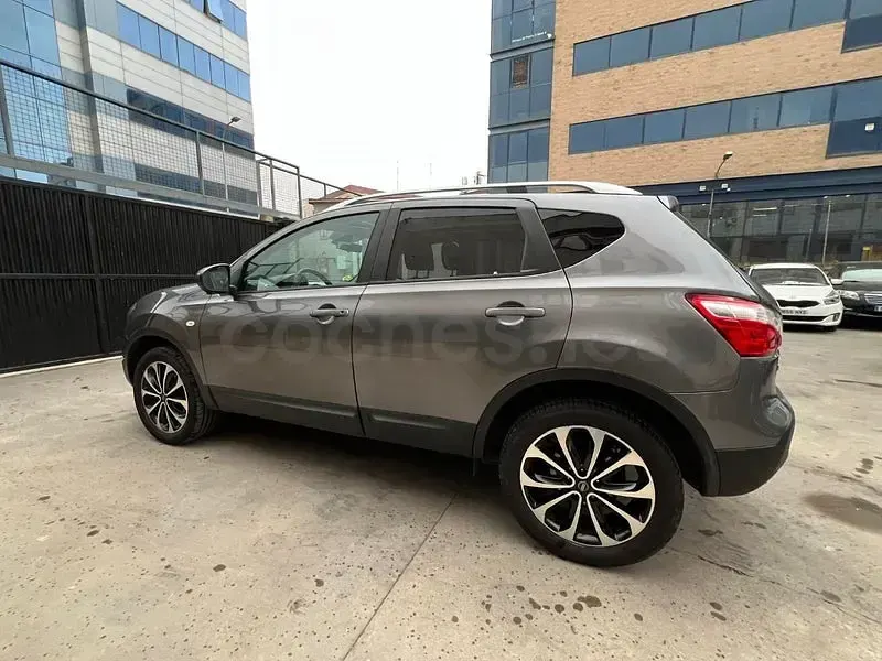 Usado Nissan Qashqai 360º 110 CV (80 kW) 2013 Gris / plata SUV
