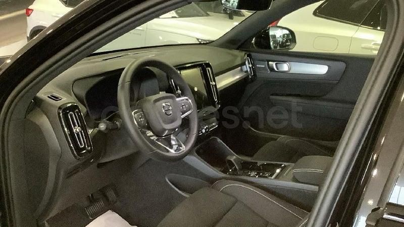 Nuevo Volvo XC40 Plus 163 CV (119 kW) 2025 Negro SUV