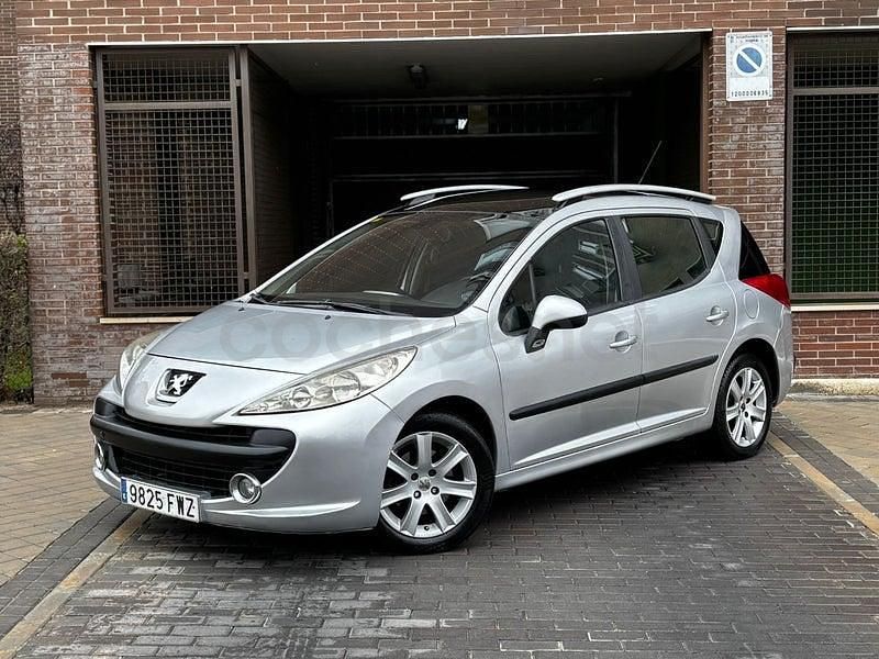 Usado Peugeot 207 Sport 90 CV (66 kW) 2008 Gris / plata Berlina