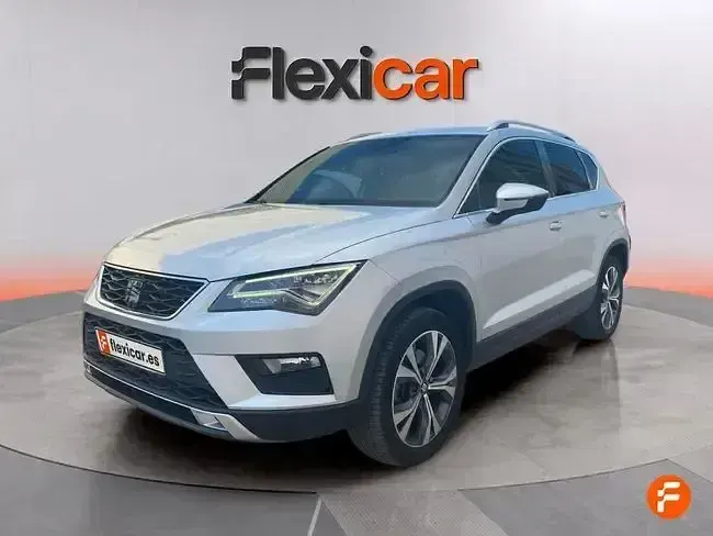 Usado Seat Ateca 4Drive 150 CV (110 kW) 2017 Gris / plata SUV