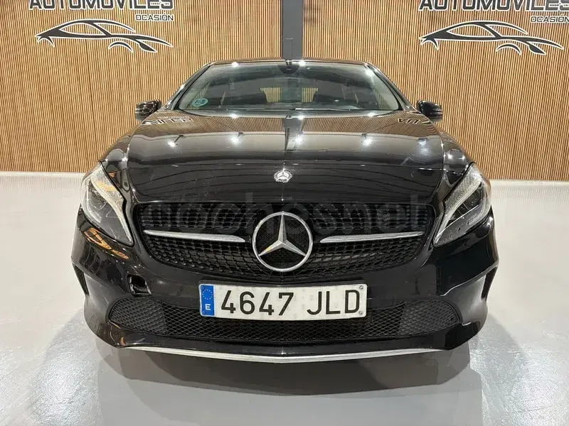 Usado Mercedes A200 Style 136 CV (100 kW) 2016 Negro Utilitario