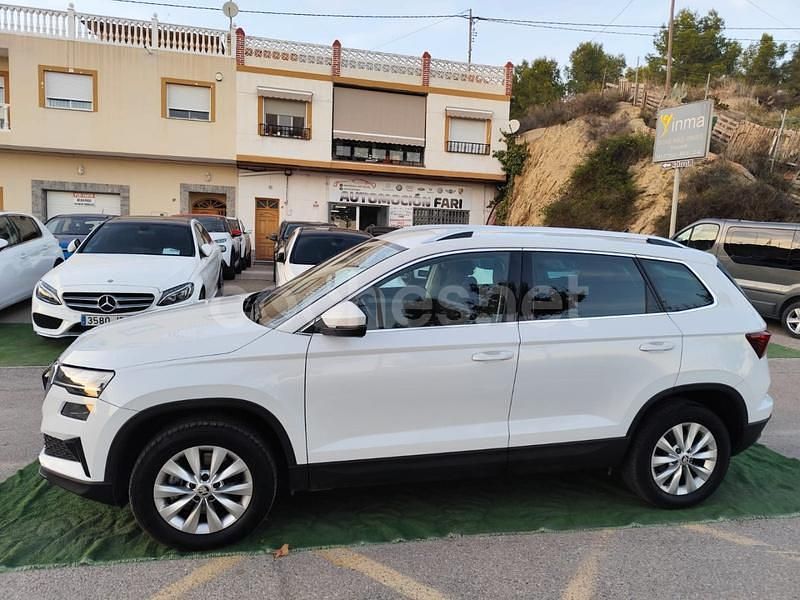 Blanco Usado 2023 Skoda Karoq SUV | 16.900 € (Precio justo) - Imagen 1/4