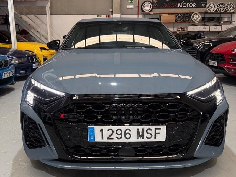 Usado Audi RS3 400 CV (294 kW) 2022 Gris / plata Berlina