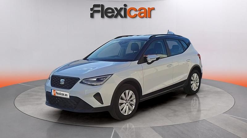 Usado Seat Arona Style 110 HP (80 kW) 2022 Branco SUV