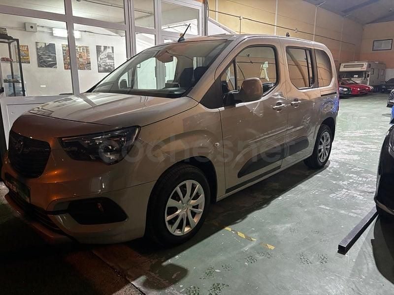 Usado Opel Combo Life Innovation 100 CV (73 kW) 2018 Beige Monovolumen