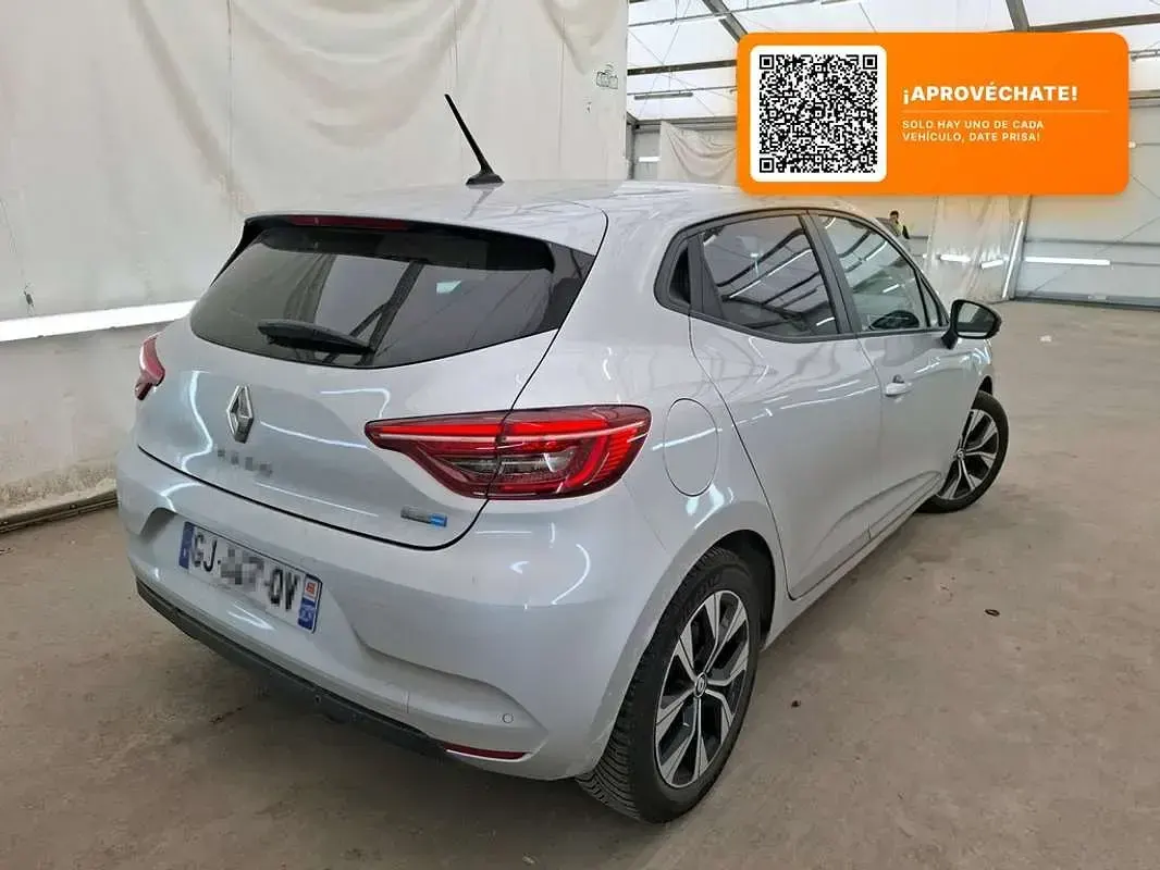 Usado Renault Clio V Techno 145 CV (106 kW) 2022 Gris / plata Utilitario