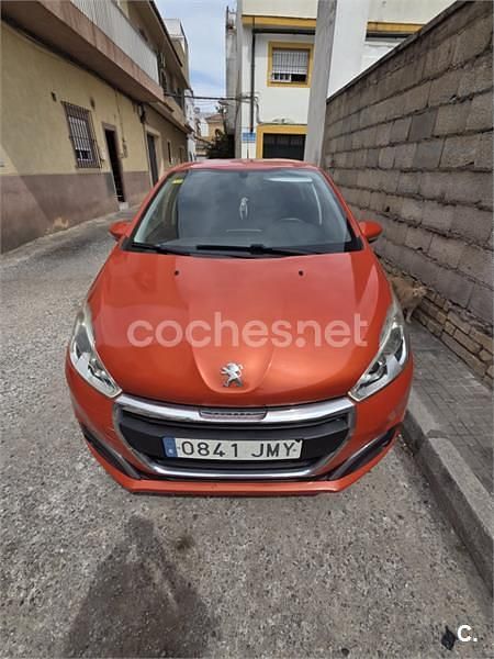 Naranja Usado 2016 Peugeot 208 Active Utilitario | 5500 € (Super precio) - Imagen 1/4