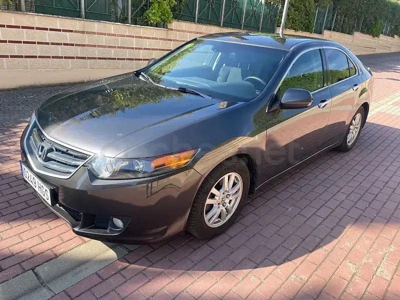 Usado Honda Accord Executive 150 CV (110 kW) 2011 Beige Berlina
